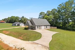 381 Deer Farm Pond Ln, Fair Play, SC 29621 - Photo 4