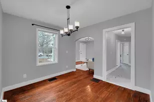 137 S Cleveland Park Dr, Spartanburg, SC 29303 - Photo 6