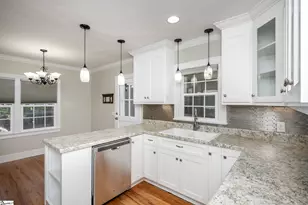 14 Traxler St, Greenville, SC 29607 - Photo 8