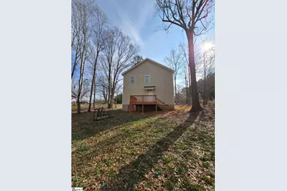 109 Lynn Avenue, Laurens, SC 29360 - Photo 2