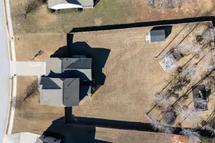 523 Turning Leaf Ln, Greer, SC 29651 - Photo 4