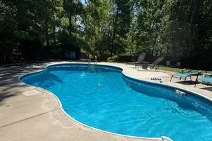 9 Canterbrooke Ct, Fountain Inn, SC 29644 - Photo 2