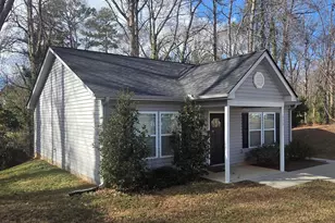 428 Blairwood Ct, Spartanburg, SC 29303 - Photo 2