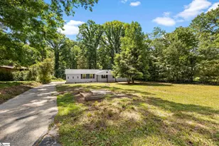 217 Greenbriar Dr, Simpsonville, SC 29680 - Photo 2