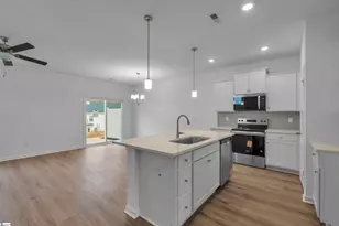 407 Belgrove Wy, Easley, SC 29640 - Photo 8