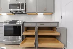 413 Crestcreek Dr, Anderson, SC 29621 - Photo 6