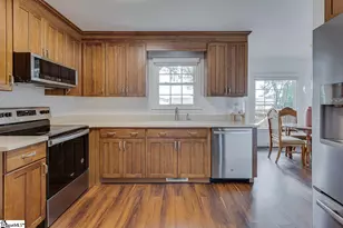 103 Cosgrove Ln, Taylors, SC 29687 - Photo 4