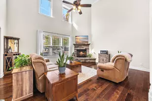 10 Meadowgold Ln, Greer, SC 29651 - Photo 10