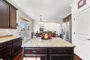 10 Meadowgold Ln, Greer, SC 29651 - Photo 16