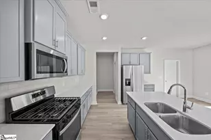 109 Madison Ct, Gray Court, SC 29645 - Photo 6