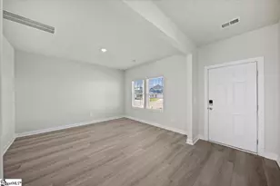 109 Madison Ct, Gray Court, SC 29645 - Photo 4