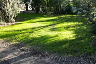 33 Mosse Rd, Beaufort, SC 29920 - Photo 1