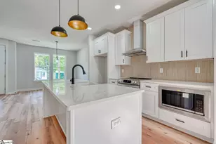 29 Pendleton Rd, Greenville, SC 29611 - Photo 16