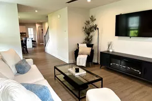 714 Cresslyn Ct, Greenville, SC 29617 - Photo 2