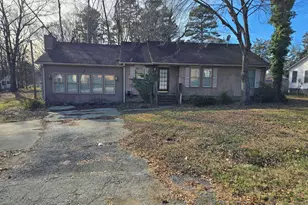 4 Cardinal Dr, Taylors, SC 29687 - Photo 2