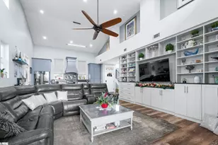 111 N Hogan Dr, Westminster, SC 29693 - Photo 12