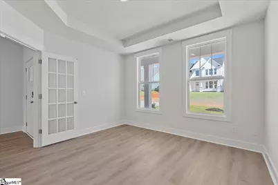 327 Florence Street, Spartanburg, SC 29303 - Photo 6