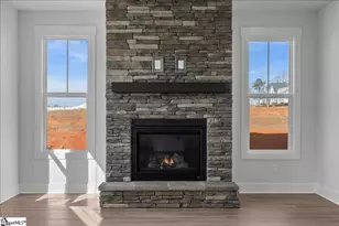 327 Florence St, Spartanburg, SC 29303 - Photo 16