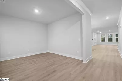 462 Amaryllis Lane, Woodruff, SC 29388 - Photo 4