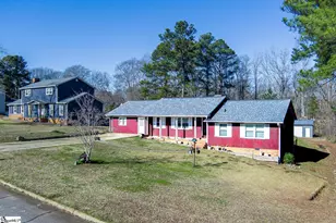 325 Shoally Ridge Dr, Boiling Springs, SC 29316 - Photo 2