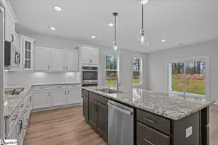 253 Summerall Ln, Seneca, SC 29678 - Photo 10