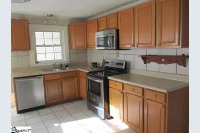 104 Douglas Street, Laurens, SC 29360 - Photo 2