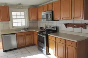 104 Douglas St, Laurens, SC 29360 - Photo 2