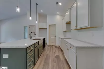 399 Bowers Road, Travelers Rest, SC 29690 - Photo 14