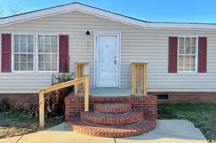 1533 Pleasant School Rd, Gaffney, SC 29341 - Photo 2