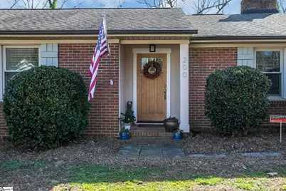 200 Lowndes Avenue, Greenville, SC 29607 - Photo 2