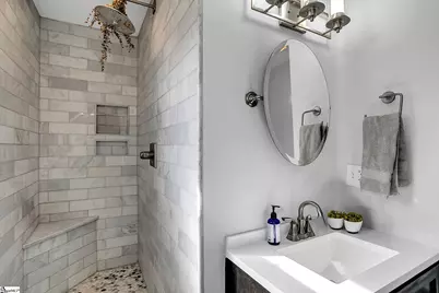 200 Lowndes Avenue, Greenville, SC 29607 - Photo 20