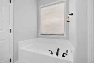 79 Rising Meadow Ln, Taylors, SC 29687 - Photo 18