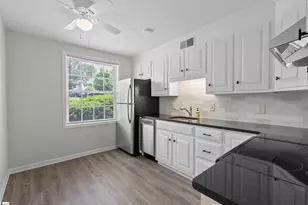 925 Cleveland St, Greenville, SC 29601 - Photo 6