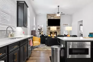 100 Currituck Dr, Greer, SC 29651 - Photo 14