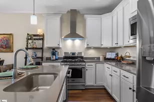 249 Foxbank Cir, Greer, SC 29651 - Photo 6