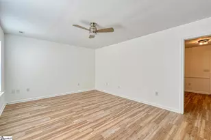 138 Gower Rd, Spartanburg, SC 29303 - Photo 2