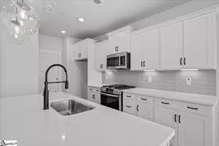 469 Amaryllis Ln, Woodruff, SC 29388 - Photo 6