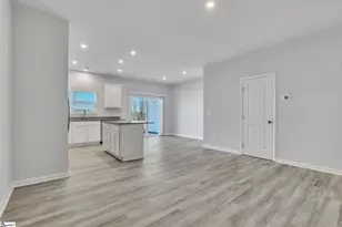 106 Randwick Ln, Greer, SC 29651 - Photo 4