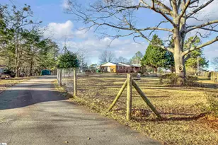 2551 Compton Bridge Rd, Inman, SC 29349 - Photo 4