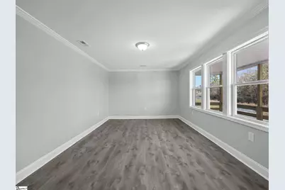 737 Lowrys Road, Gaffney, SC 29340 - Photo 8