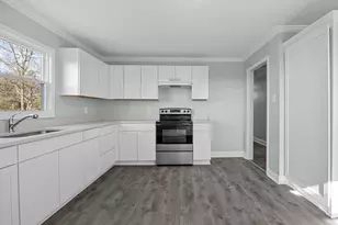 737 Lowrys Rd, Gaffney, SC 29340 - Photo 14