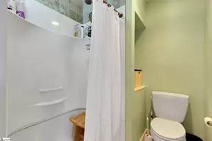 610 Pointe Wildwood Dr, Seneca, SC 29678 - Photo 22