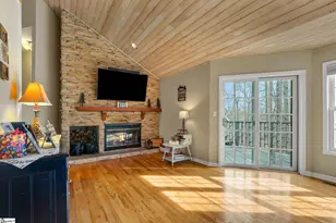 610 Pointe Wildwood Dr, Seneca, SC 29678 - Photo 16