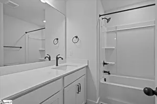 521 W Norvell Ct, Spartanburg, SC 29307 - Photo 20