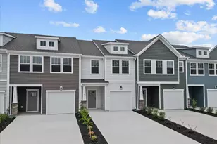 521 W Norvell Ct, Spartanburg, SC 29307 - Photo 2