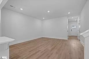 521 W Norvell Ct, Spartanburg, SC 29307 - Photo 8