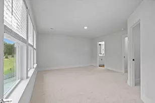 521 W Norvell Ct, Spartanburg, SC 29307 - Photo 12