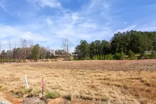 25 Hasbrook Ln, Greenville, SC 29607 - Photo 2