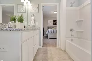 1825 Berkshire Ln, Spartanburg, SC 29303 - Photo 24