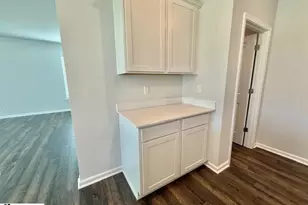 1825 Berkshire Ln, Spartanburg, SC 29303 - Photo 14